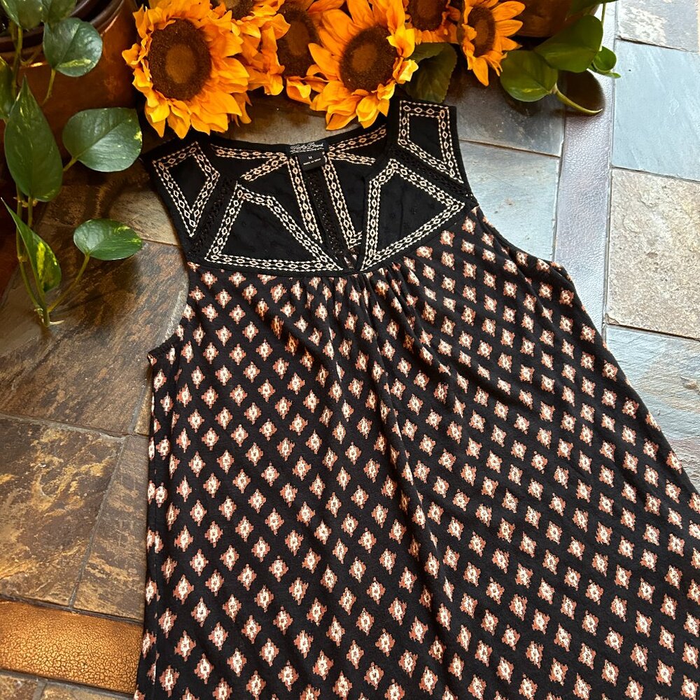 Lucky Brand Embroidered BoHo top (NEW) - Picture 2 of 15